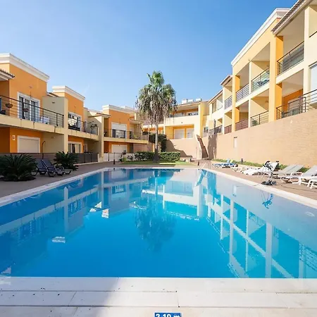 Bright And Modern 2 Bed In Vale De Parra Bicas