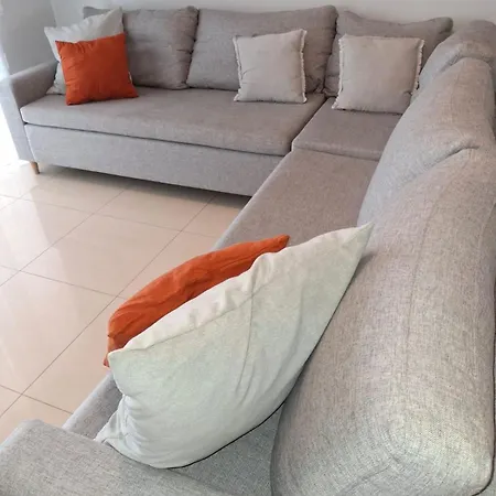 Bright And Modern 2 Bed In Vale De Parra