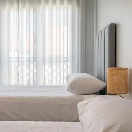 Bright And Modern 2 Bed In Vale De Parra 아파트 *