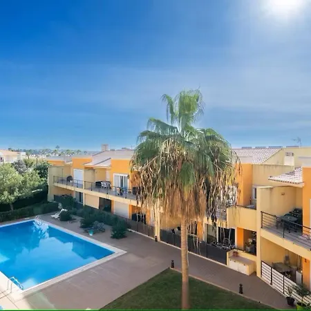 Apartamento Bright And Modern 2 Bed In Vale De Parra Bicas