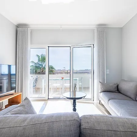 Apartamento Bright And Modern 2 Bed In Vale De Parra Bicas