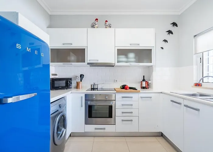 Bright And Modern 2 Bed In Vale De Parra 公寓