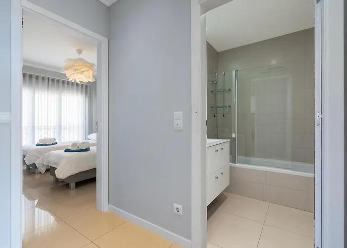 Bright And Modern 2 Bed In Vale De Parra 公寓